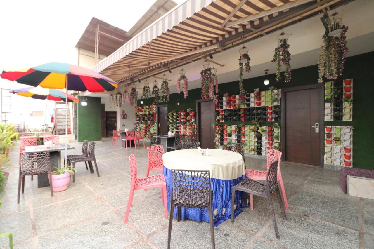 โรงแรมมณนาฏ อินเตอร์เนชั่นแนล นิวเดลี ภายนอก รูปภาพ